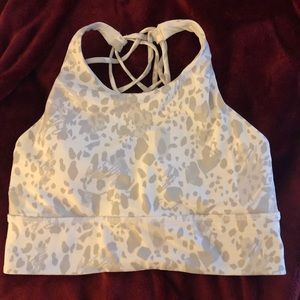 NWOT Lululemon Free to Be High-Neck Longline Bra